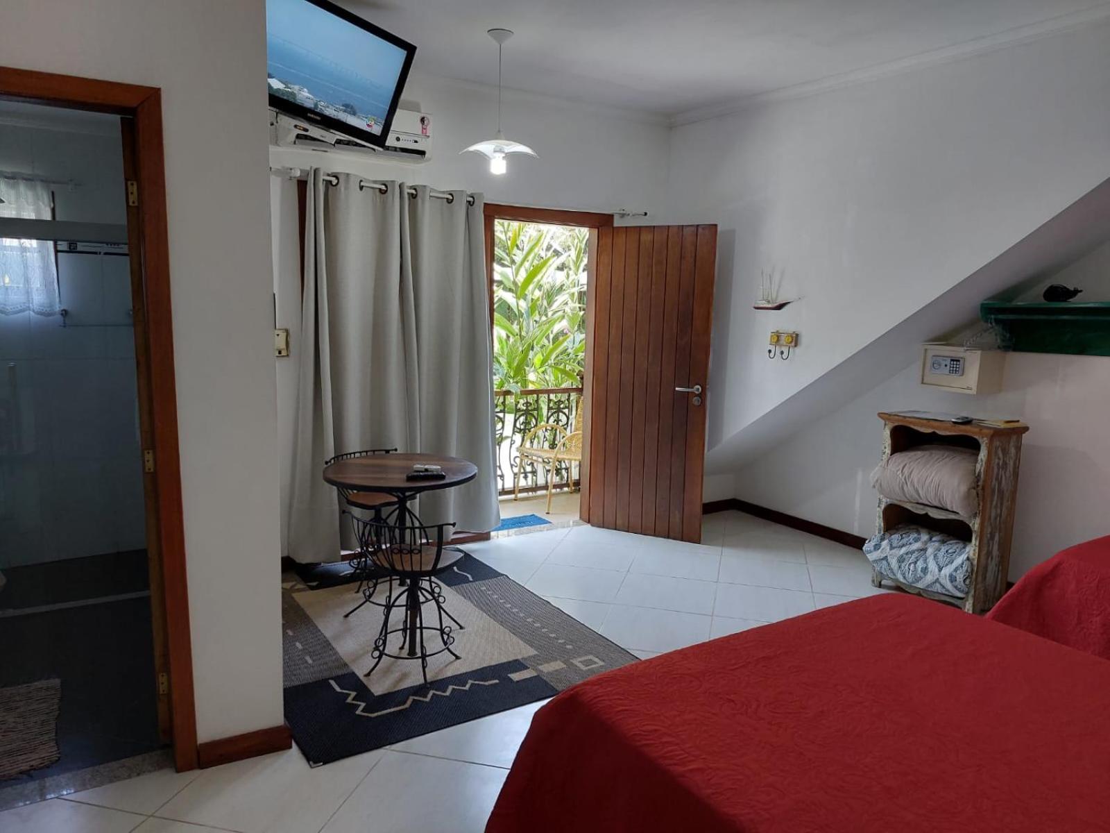 Banzay Inn Parati